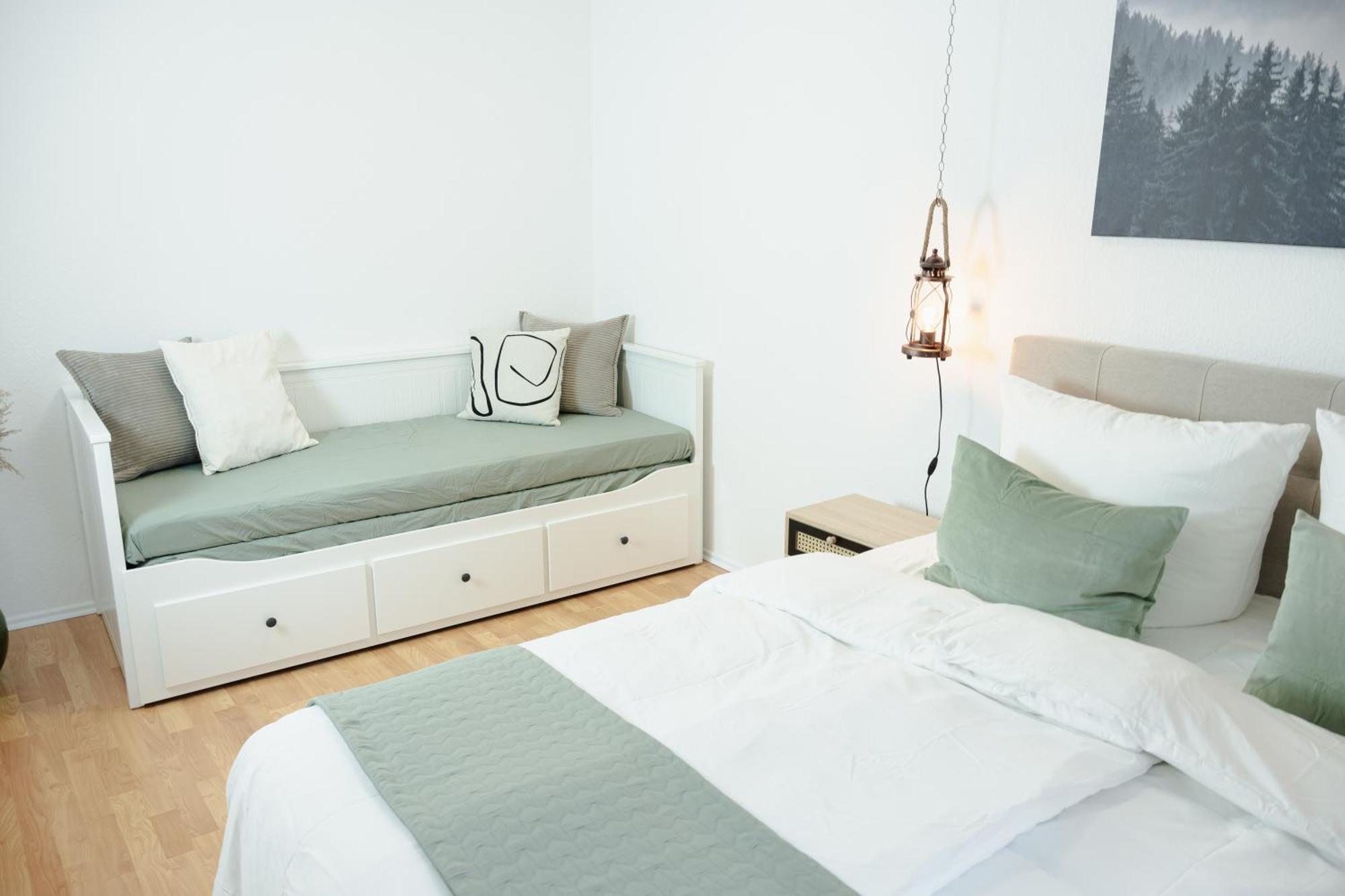Jasta Homes Altstadt, Zentral, Ueberdachter Parkplatz, Netflix, Vollausstattung, Loft, Modern Und Komfort Hamelin Exterior foto